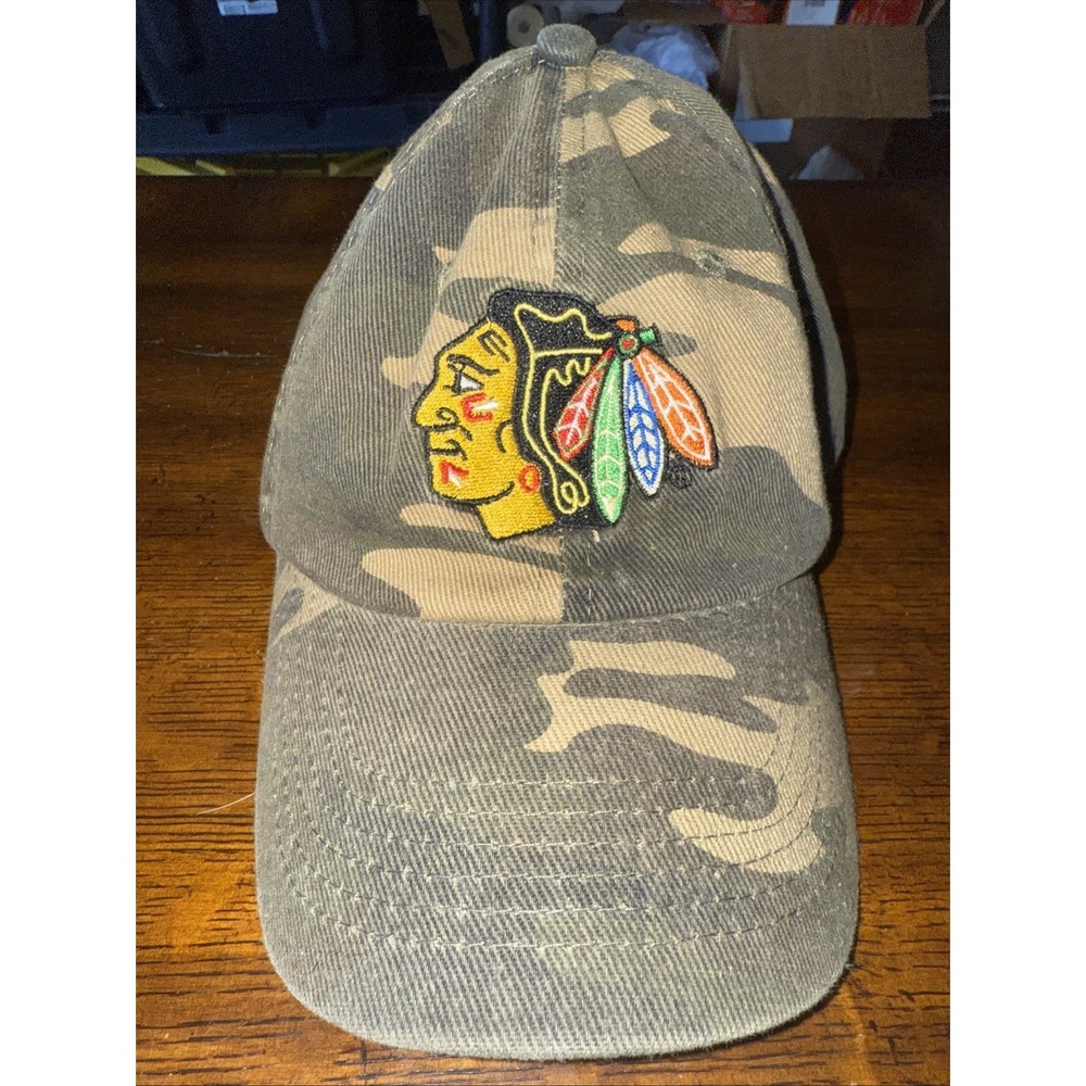 NHL‎ Chicago Blackhawks Camo Strapback Adjustable Cap
